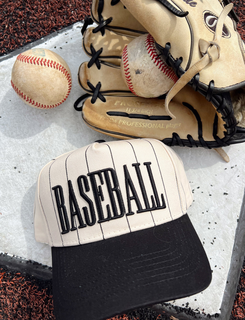 Baseball - Black Stripe Vintage Trucker cap