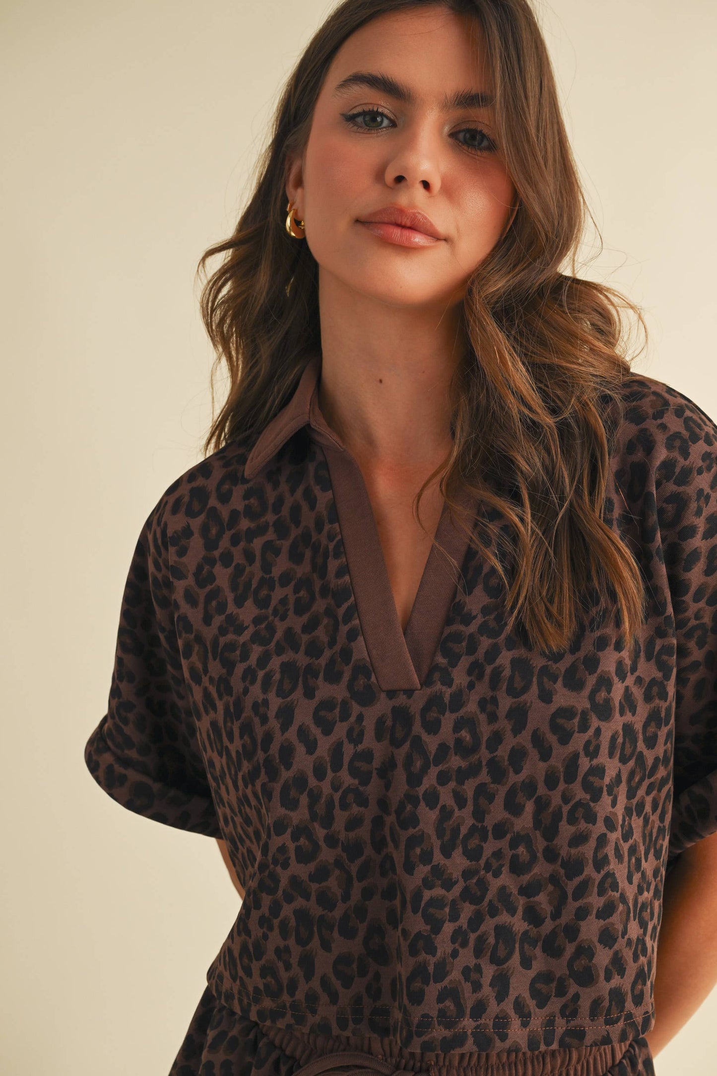 TARA LEOPARD CROPPED SHORT SLEEVE AND SHORTS SET