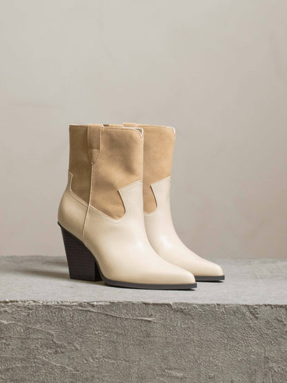 Brooks | Beige Two Toned boots