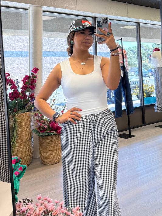 Yari ruffle pants