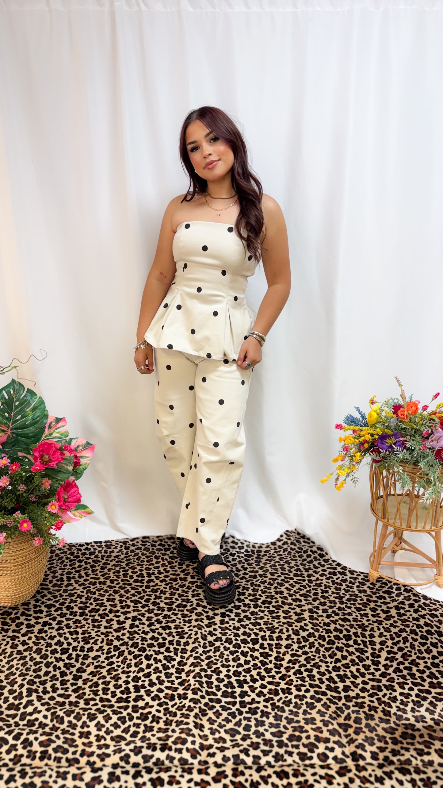 BUNNY TOP AND BARREL PANTS SET