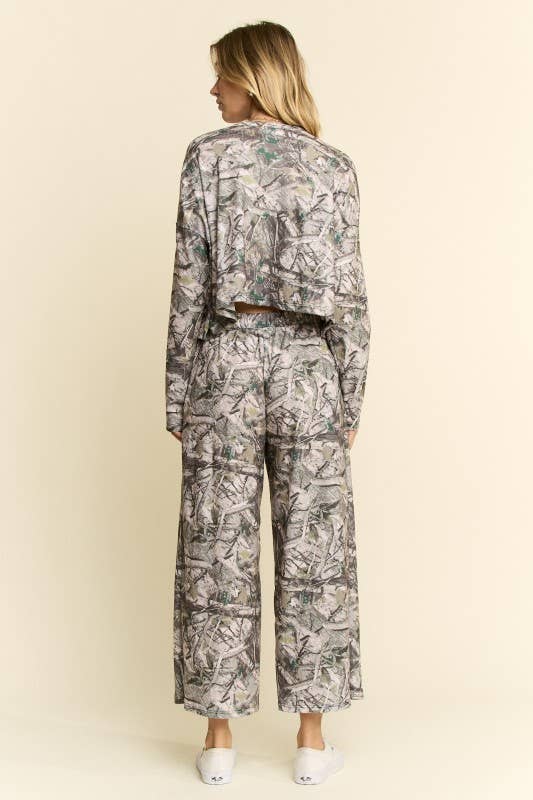 HUNT ME CAMO LOUNGE SET