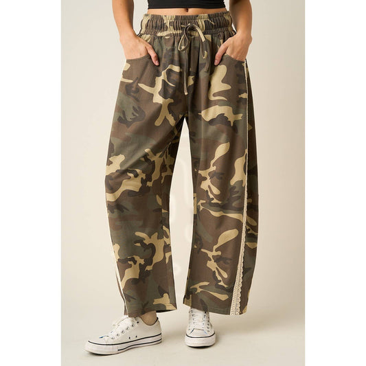 CAMO PRINT LACE TRIM BARREL LEG PANTS