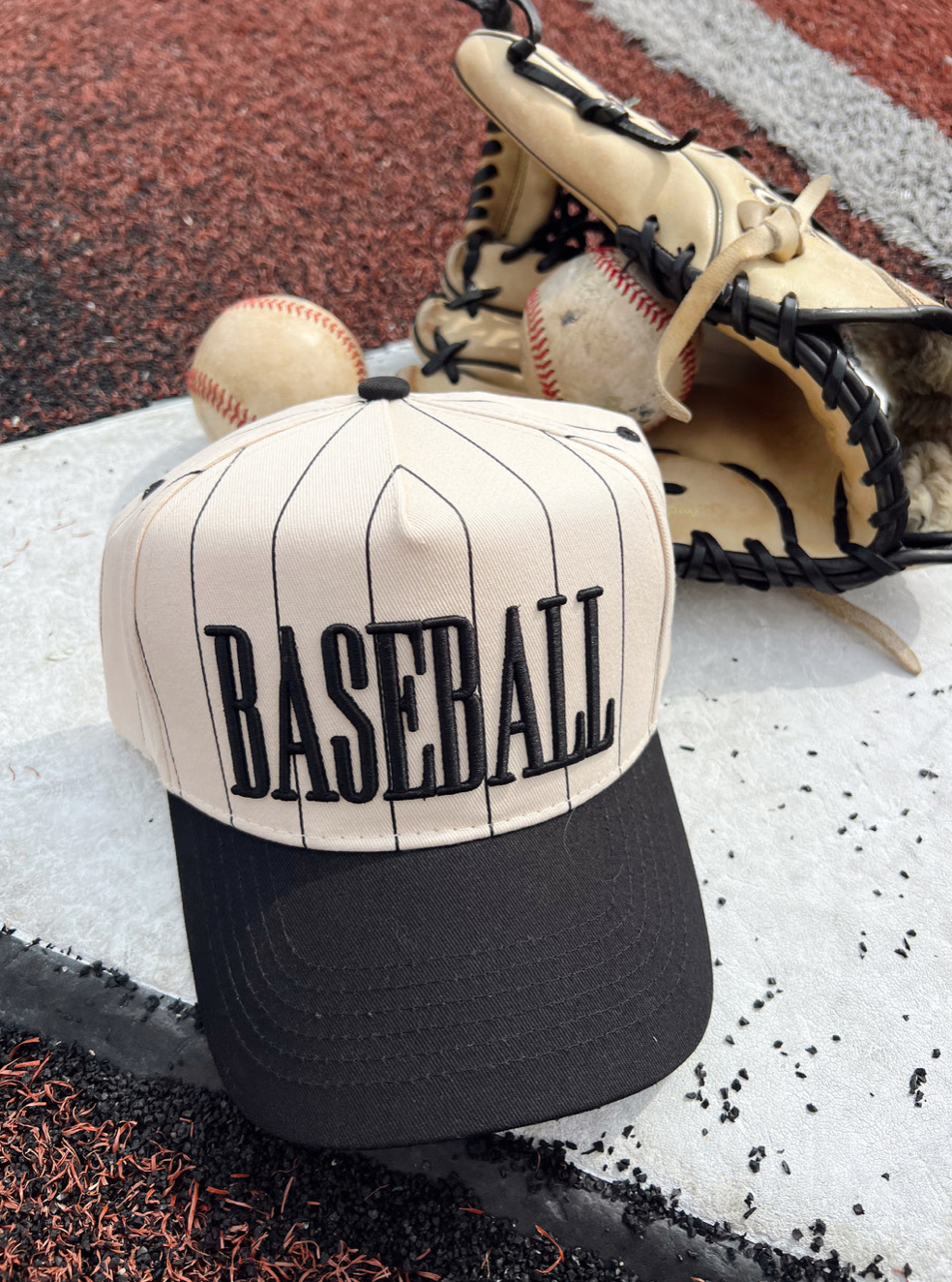 Baseball - Black Stripe Vintage Trucker cap