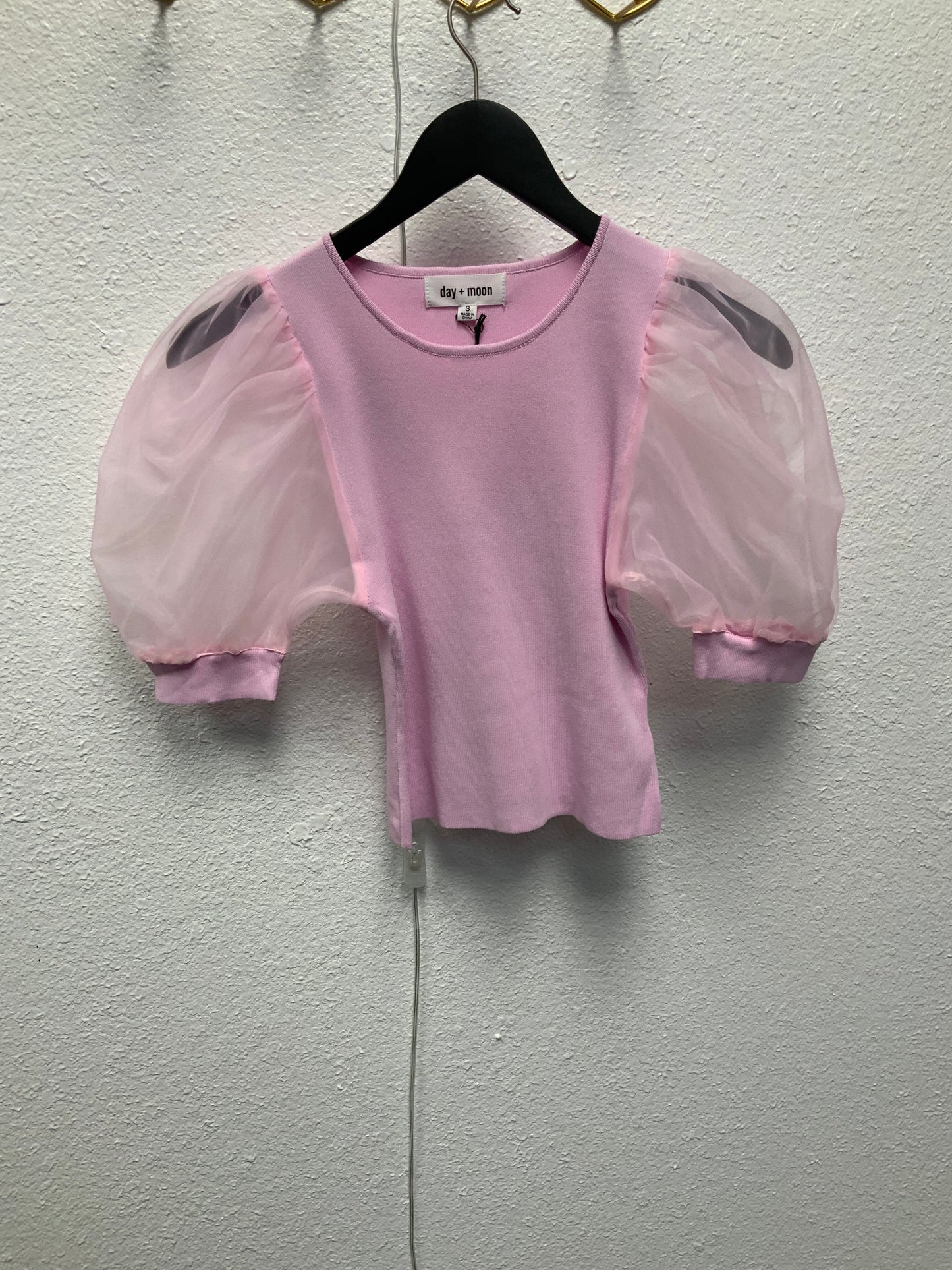 Glinda Round Neck Knit Top with Organza Puff Short Sleeve