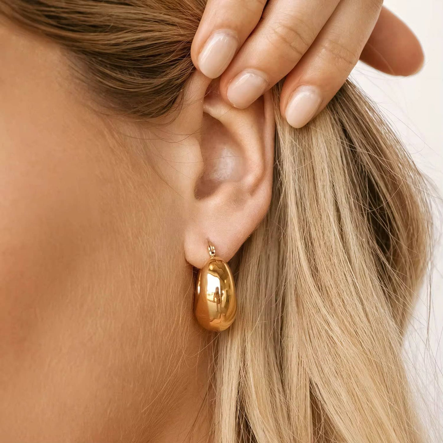 Pleaser Waterproof Hoops