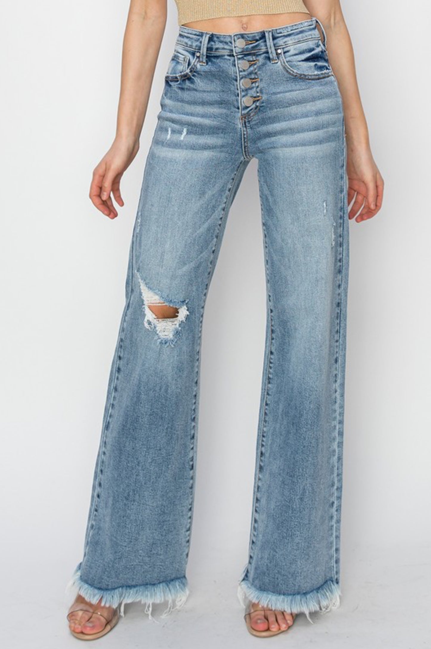 Mid Rise-Wide Leg-Button Down Jean