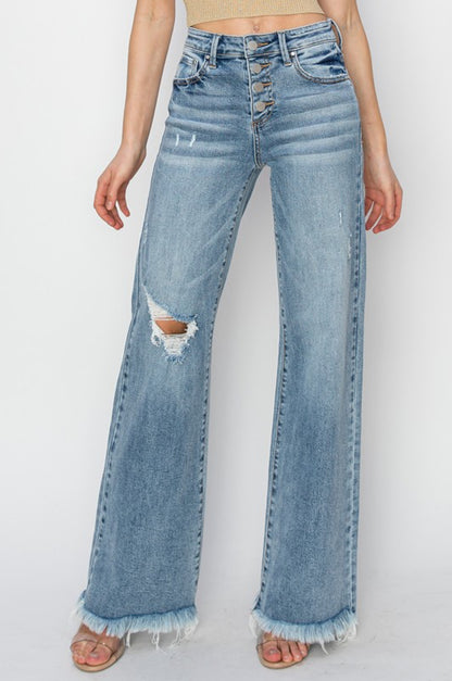 Mid Rise-Wide Leg-Button Down Jean