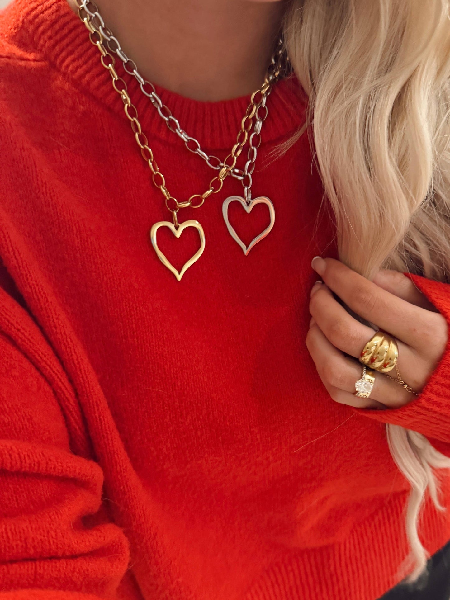 KAREN HEART NECKLACE