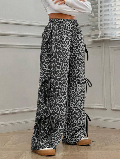 Leopard bow pants