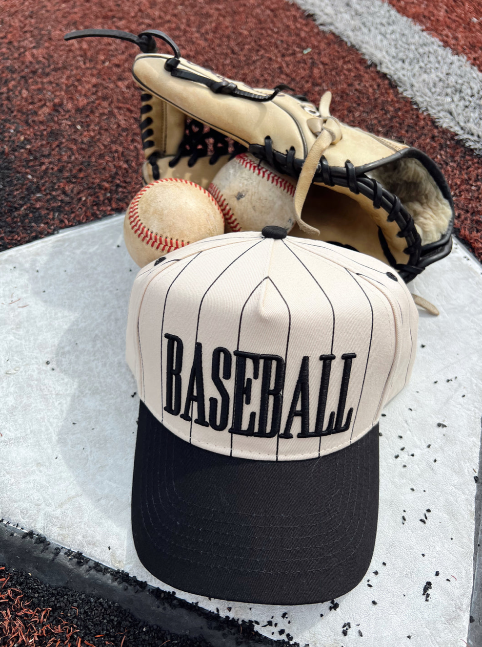 Baseball - Black Stripe Vintage Trucker cap