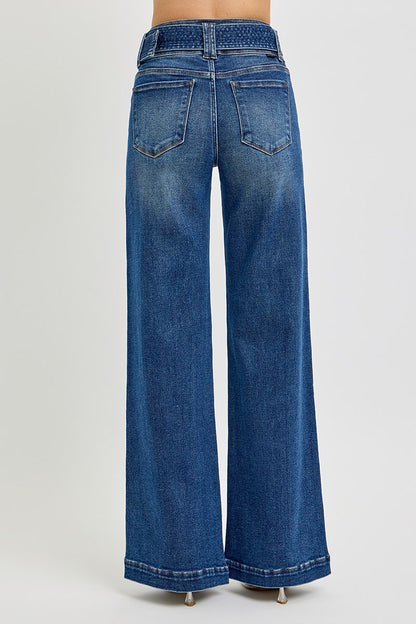High rise belted jeans