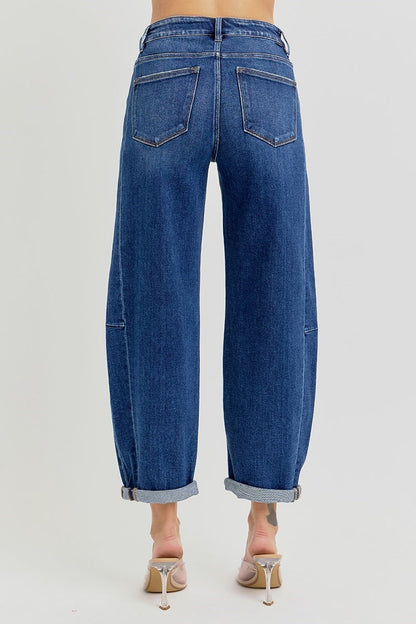 Barrel jeans