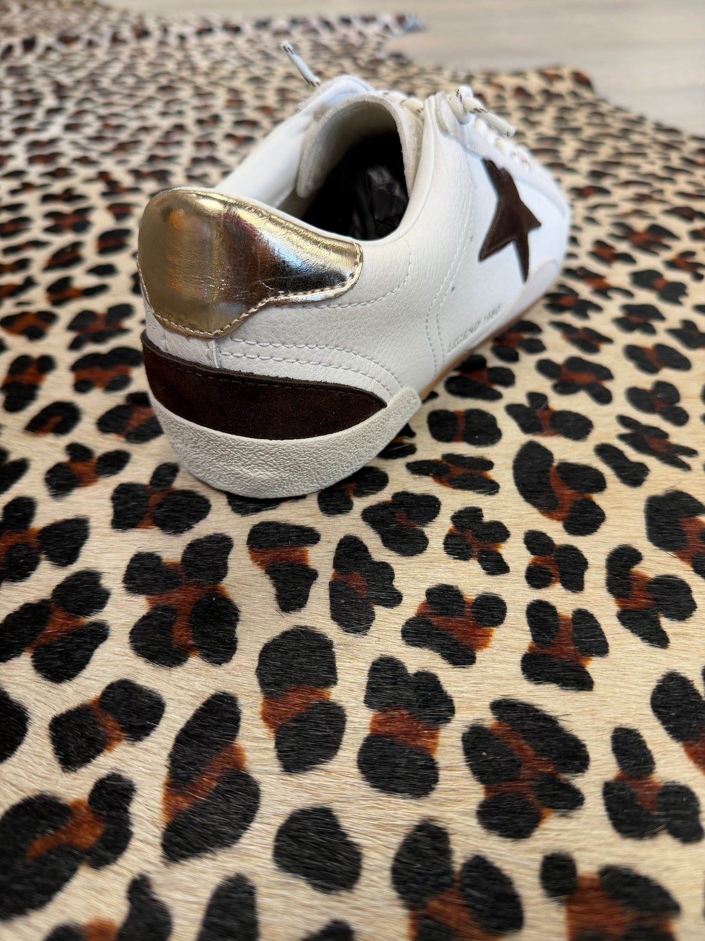 Legend Brown Star Sneaker